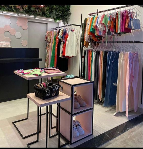 Mall Baru vs Tradisi Parcel Lebaran: Siapa yang Akan Menang di Cilacap?